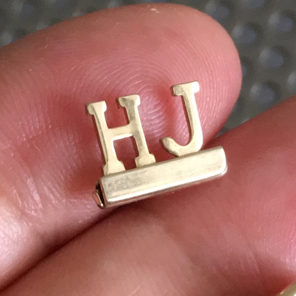 🖤HJ💕Vtg gold plated pin - Picture 2 of 5